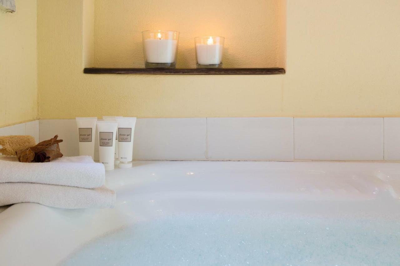 Romantic Suite Canelles Cagliari Exterior foto